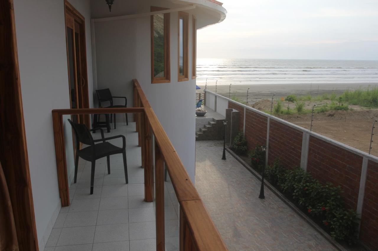 El Ocaso Oceanfront Apartment Canoa Kültér fotó