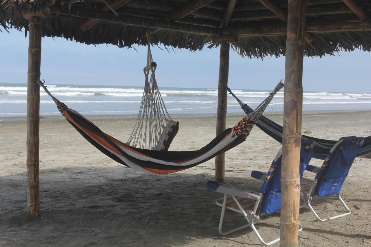 El Ocaso Oceanfront Apartment Canoa Kültér fotó